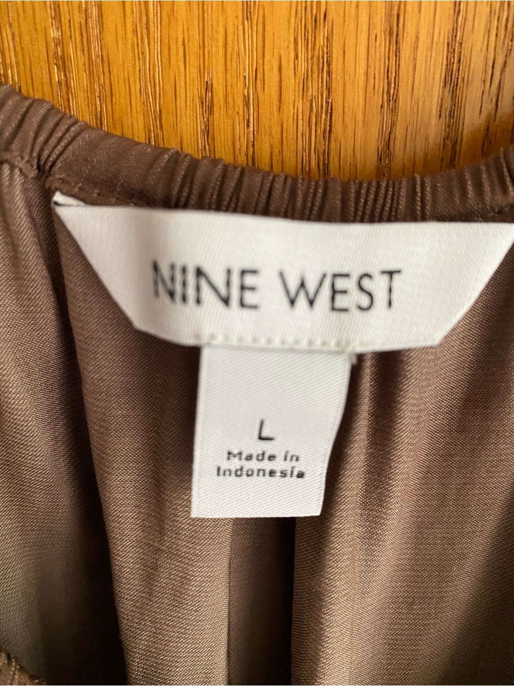 Nine West Women’s Chocolate Brown On/Off Shoulder Top - Picture 2 of 5